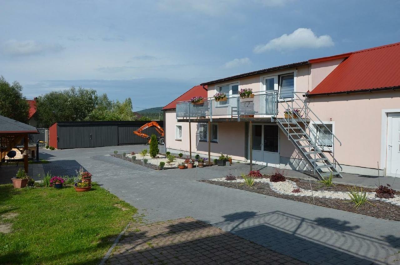 Agroturystka Na Polanie Apartment Swieta Katarzyna  Bagian luar foto