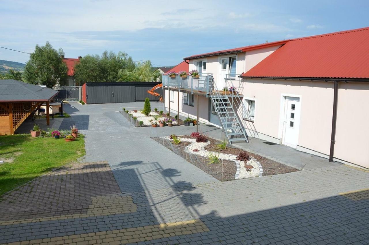 Agroturystka Na Polanie Apartment Swieta Katarzyna  Bagian luar foto